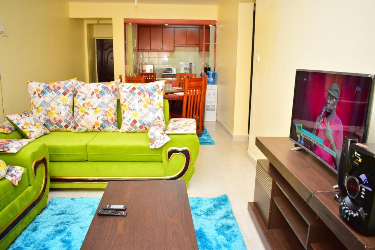 Great House Bnb Near Jkia Nairobi Buitenkant foto