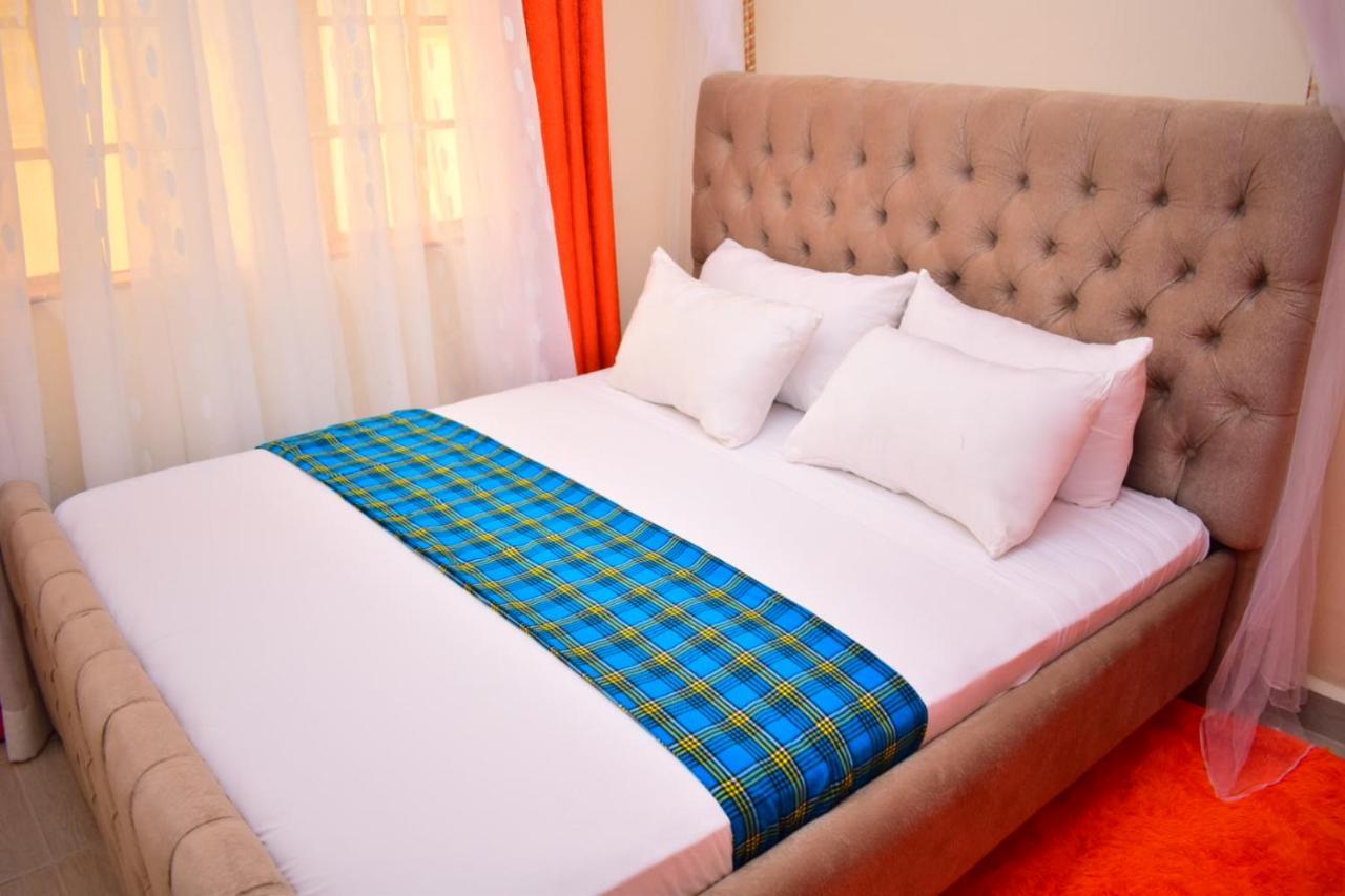 Great House Bnb Near Jkia Nairobi Buitenkant foto