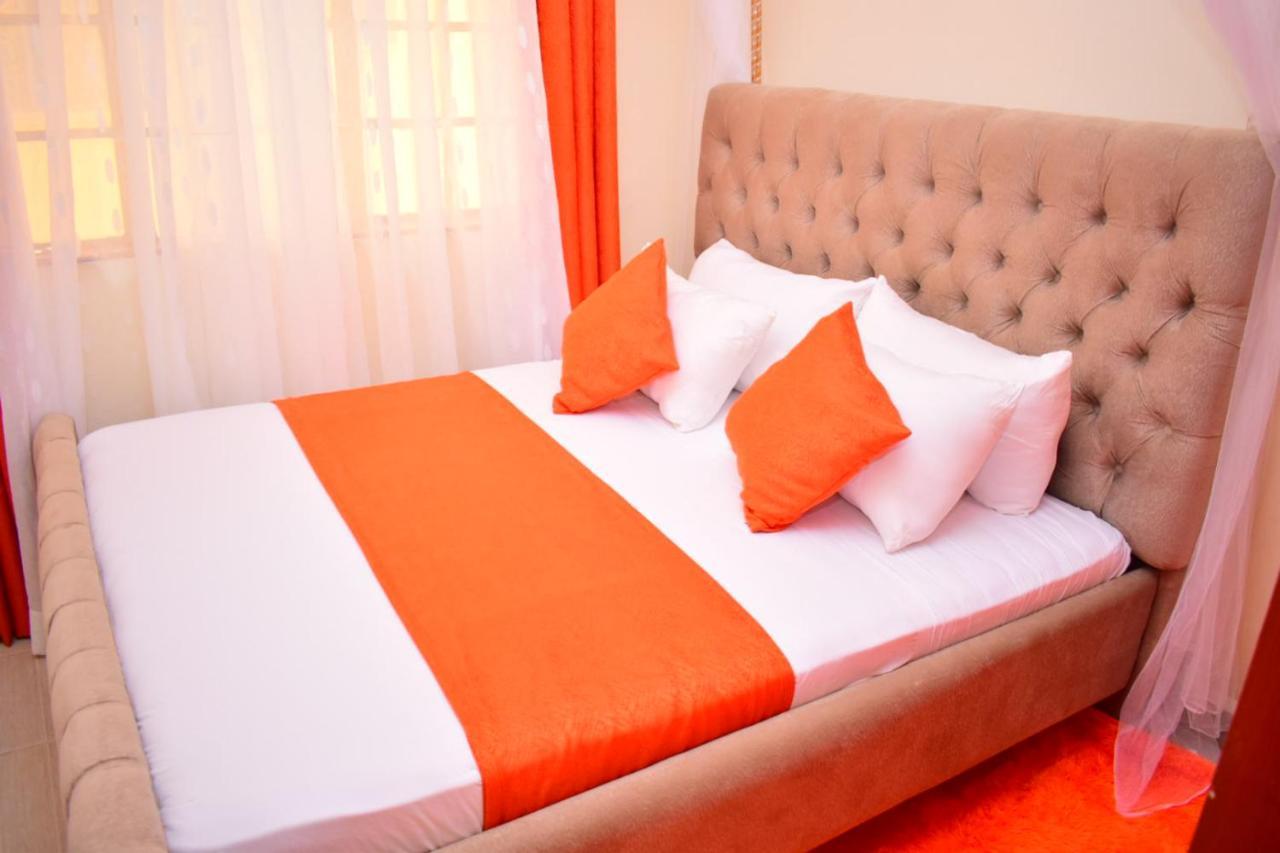 Great House Bnb Near Jkia Nairobi Buitenkant foto
